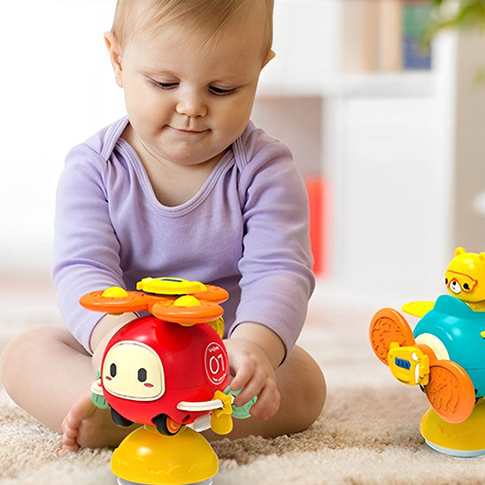 La manipulation du jouet bebe 1 an pour la motricité fine