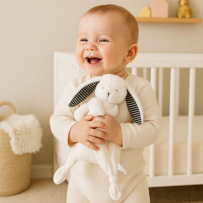 Doudou bebe aide à se sentir accompagner lorsque mama est absente