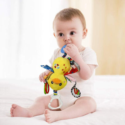 Ce hochet bébé  avec des matériaux non toxiques pour l'exploration bucale.