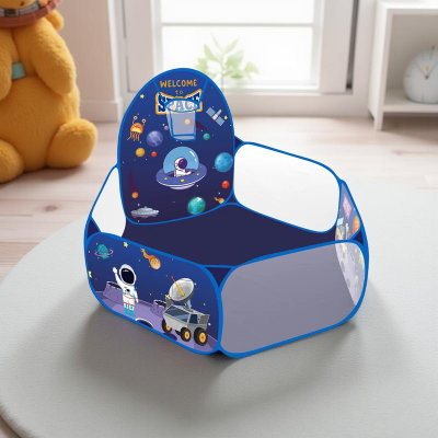 Piscine a balle bebe espace prive qui n'encomre pas le salon