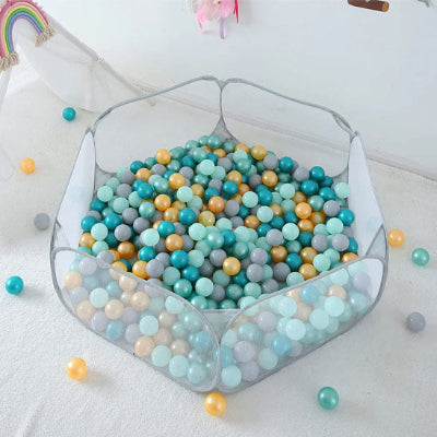 Piscine à balles bébé se fond dans tous les décor