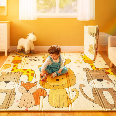 Le tapis mousse bebe rend la chamre du petit chalereuse et le sol confortable pour y jouer longtemps.