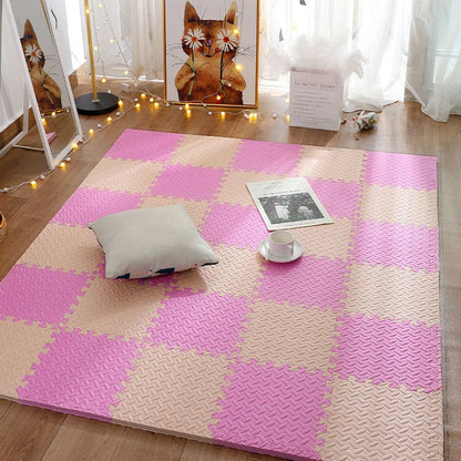 tapis mousse pour bebe rose beige